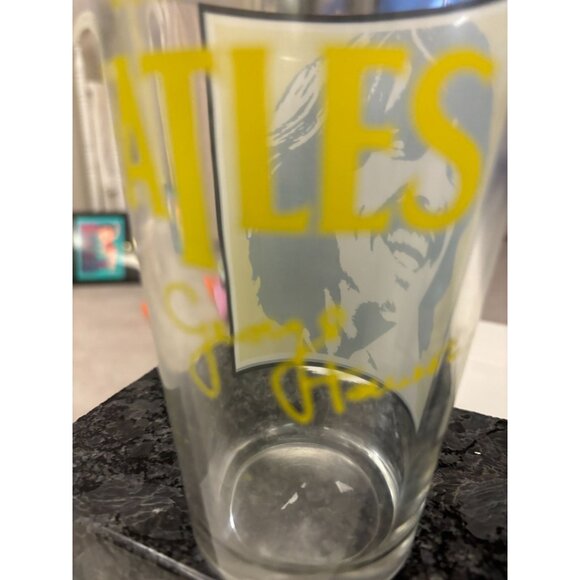 The Beatles commemorative Collective Pint Glasses - Picture 13 of 16